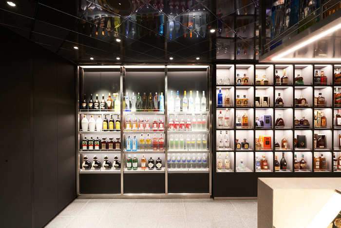 Virgin Voyages Shopping Booty Free 2.jpg